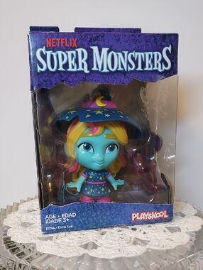 Hasbro Playschool Netflix Super Monsters Katya Spelling 4 inch Collectible